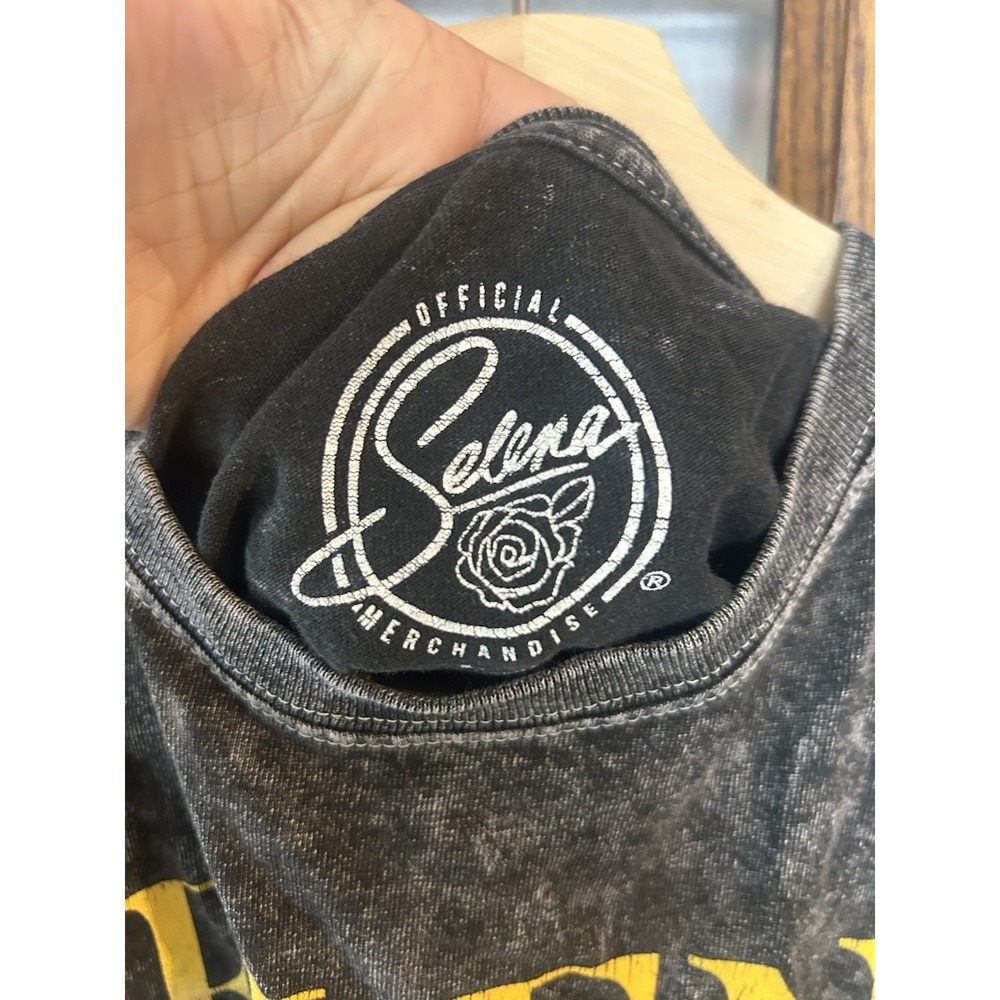 Licensed Selena T-Shirt L Black Queen of Cumbia Unisex Shirt Large - Picture 3 of 7